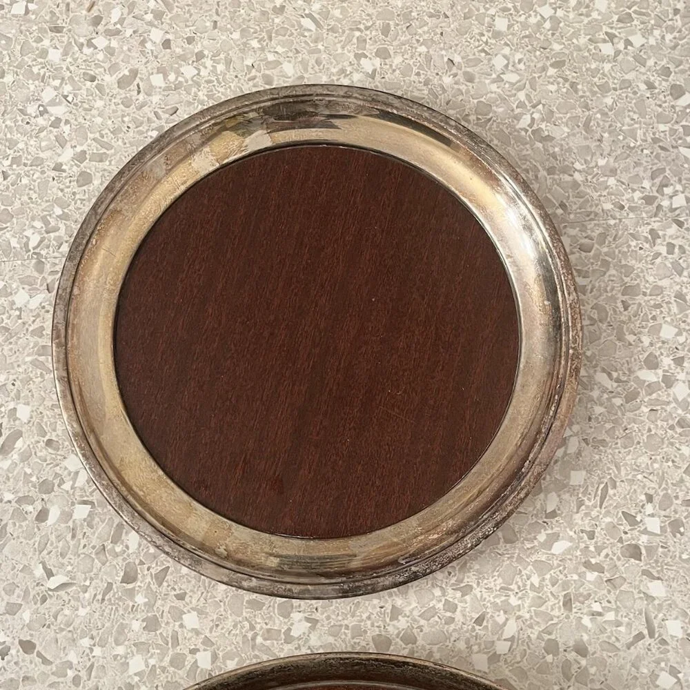 Round Serving Cocktail Tray Formica Wood Grain Set of 2 MCM Vintage Cresent & ? - Picture 6 of 12